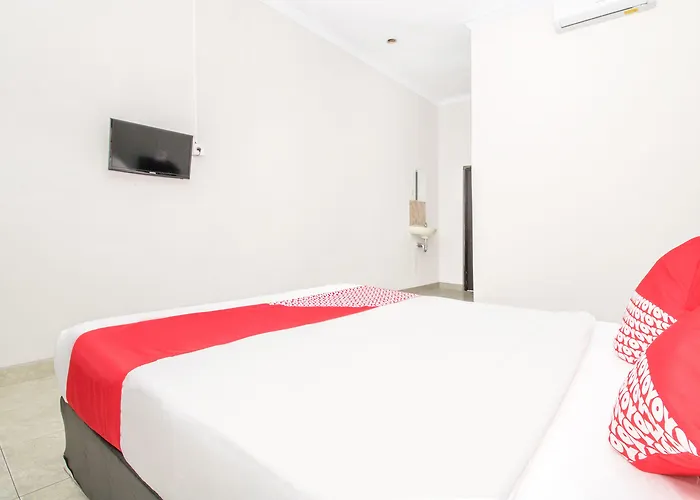 Oyo 2984 Berlian House Ungasan Hotel 2*